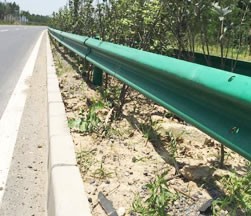 公路護欄板使用案例